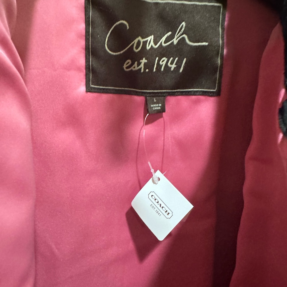 Coach Women's Black Quilted C’s Puffer Jacket. - NWT (Size: Large) - Picture 2 of 8